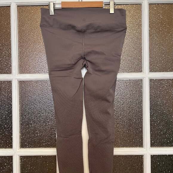 Lululemon Ebb to Street Mesh Legging 25” - Moonwalk (lavender) Size 10 - Picture 3 of 5